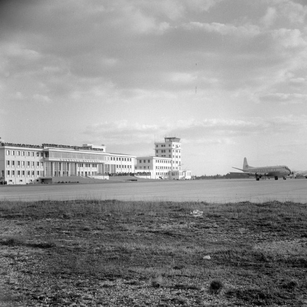 1960 : Le nouvel aéroport est inauguré