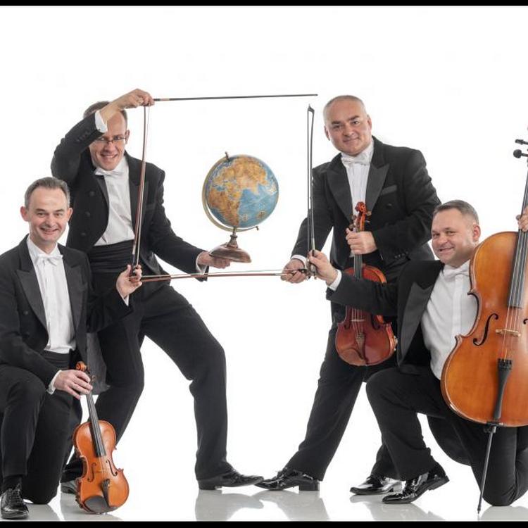 Humour - MozART Group - Globetrotters