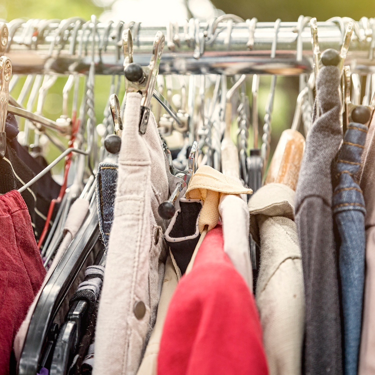 La MJC CLAL fait son vide-dressing !