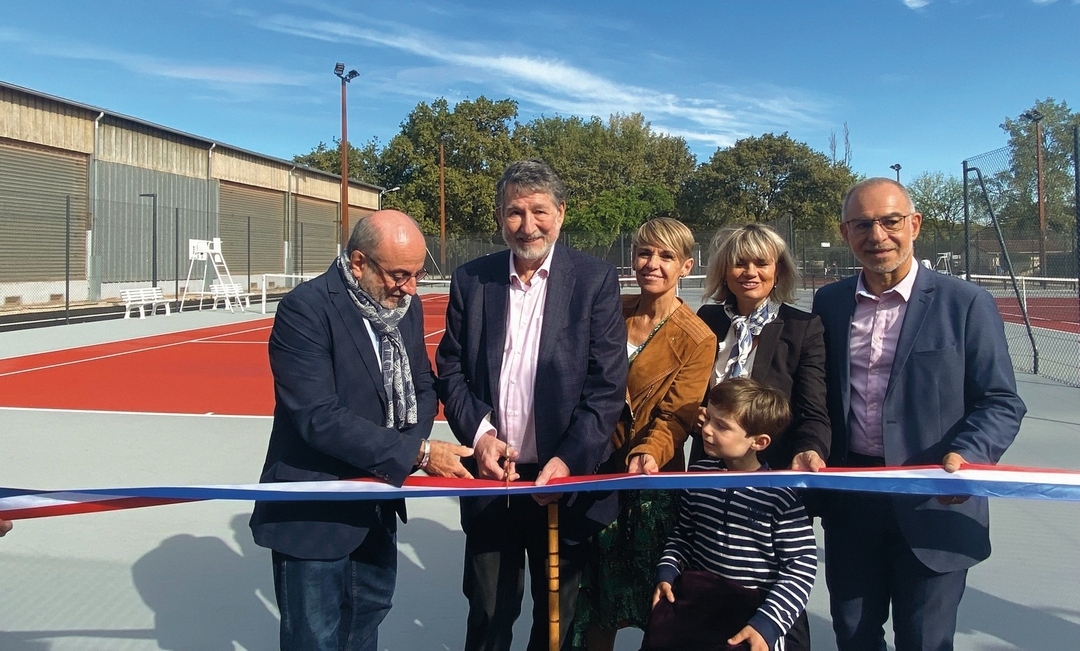 Le tennis gagne du terrain