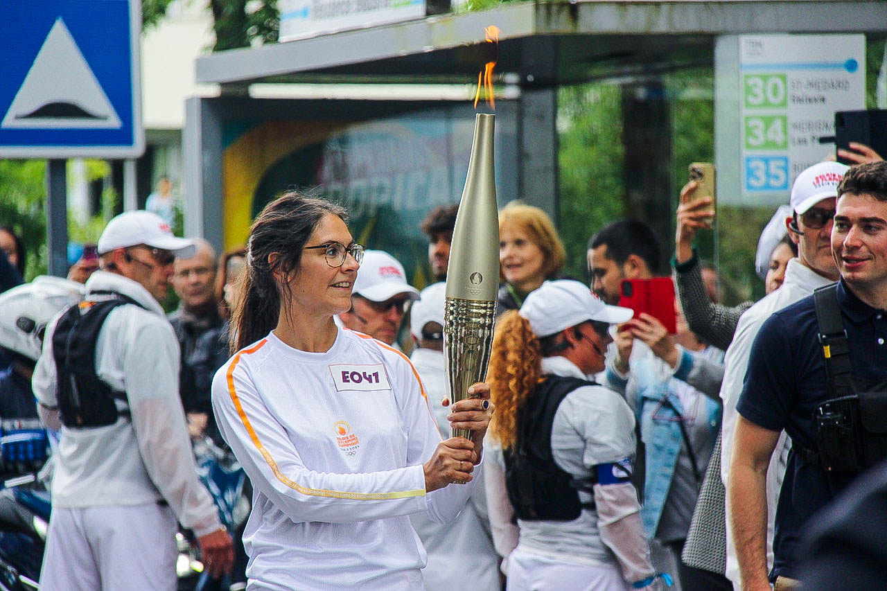 Passage de la Flamme olympique à Mérignac