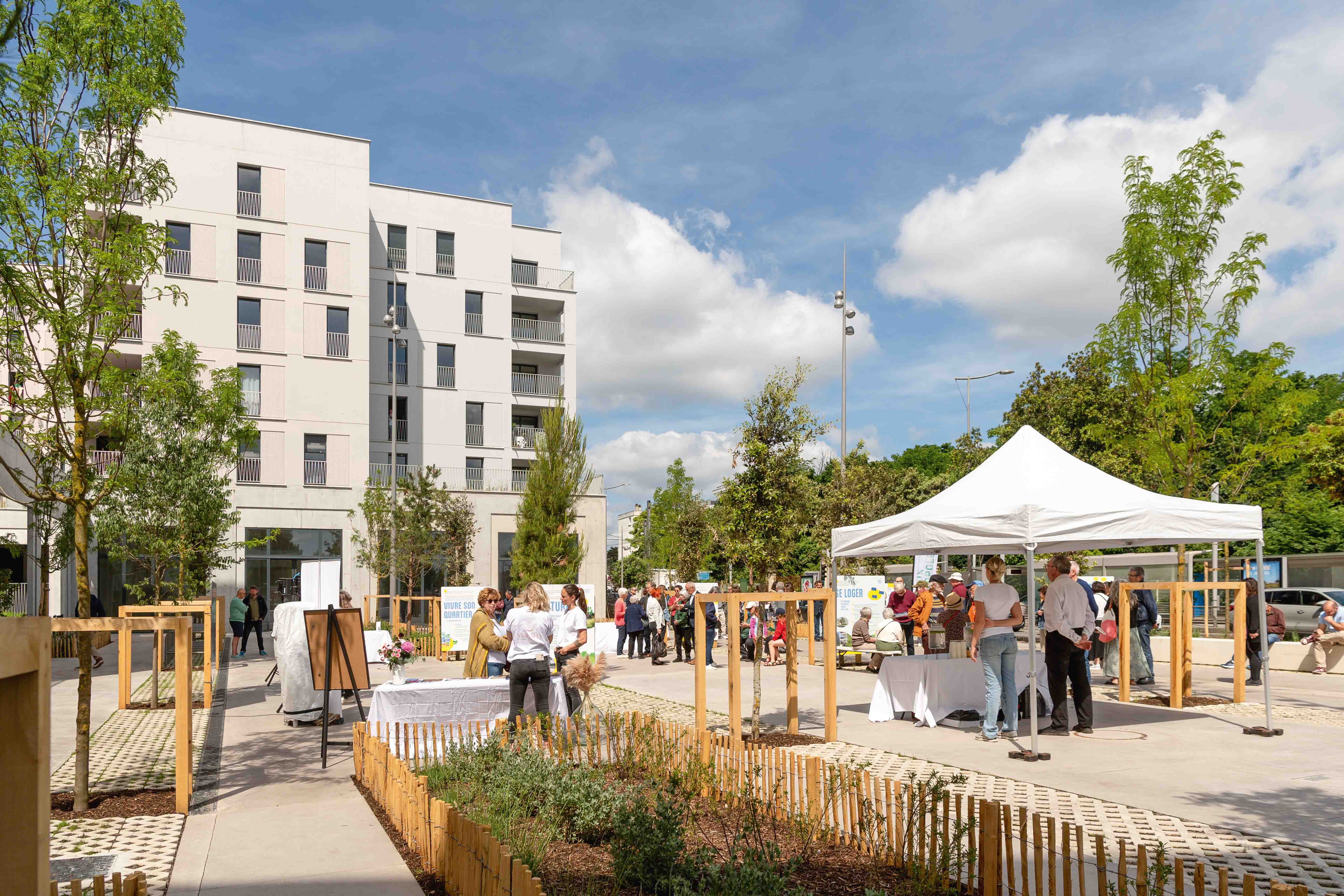 La nouvelle place Gabriela Mistral, un espace de convivialité