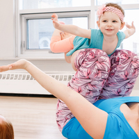 Baby yoga en famille