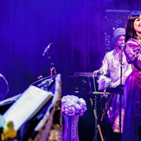 Spectacle musicale de "Maria Dolores Y Habibi Starlight" au Pin Galant