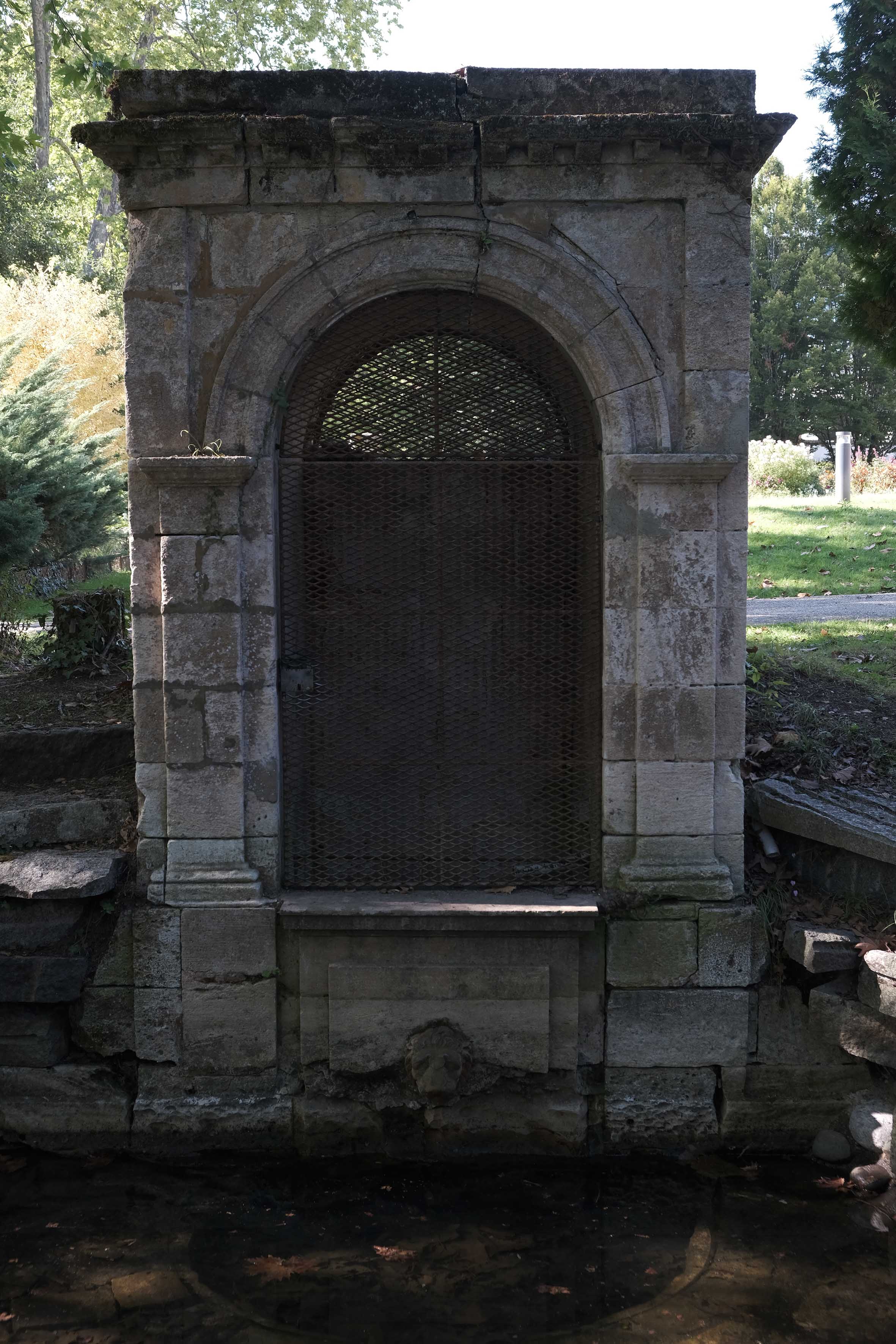 fontaine au lion