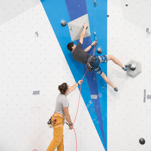 Première bougie pour Climb Up