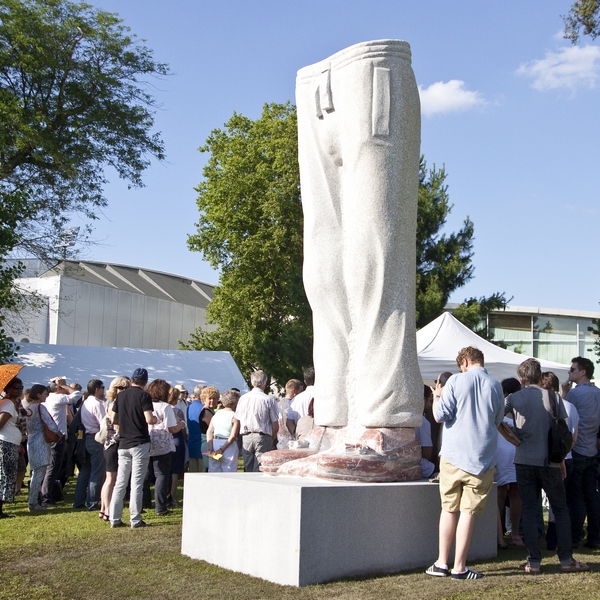 Visites au pied du "Pantalon de jogging et mocassins à pampilles"