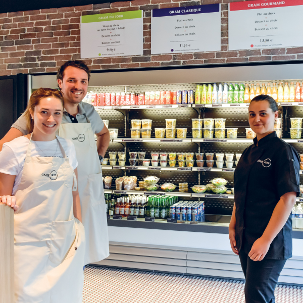 Restaurant Fast and Fresh Food "Gram Gust"