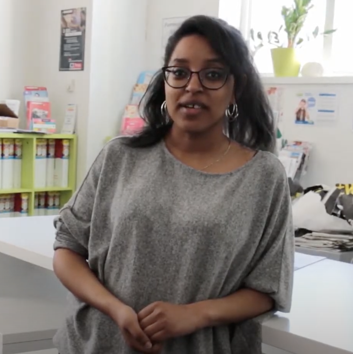 Avec Nafissa, découvrez une mission de service civique au service des jeunes