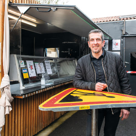 Cap vers la cuisine des île avec "Little Street" à Arlac.