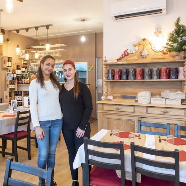 Dégustez les volailles et la rôtisserie du Restaurant des Cocottes