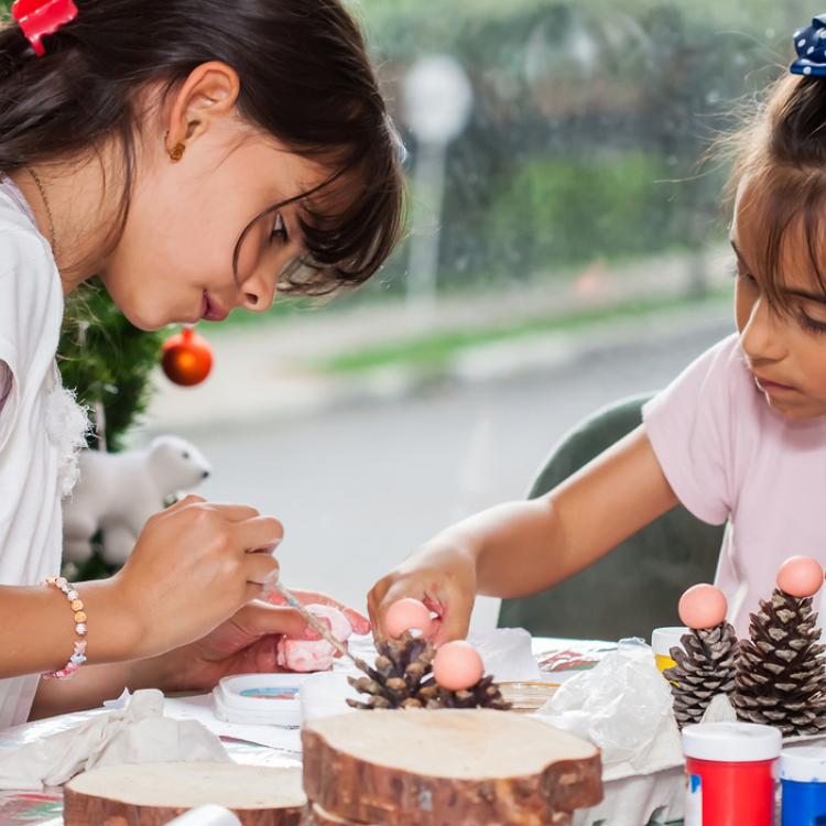 Atelier décoration pour le carnaval du Burck